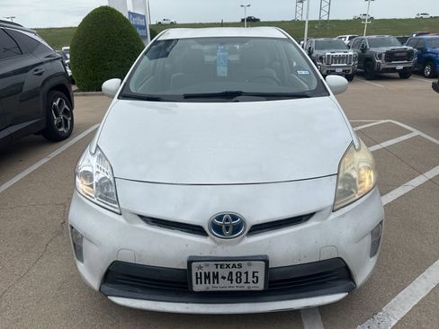 Used 2013 Toyota Prius Three FWD image 3