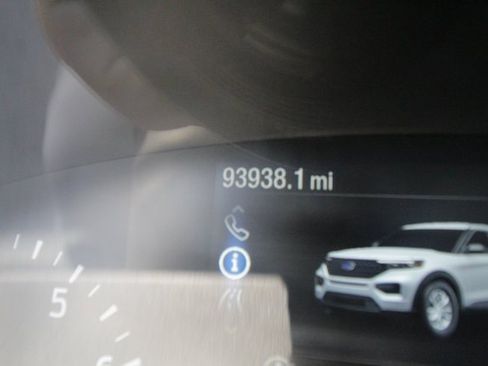 Used 2020 Ford Explorer 4WD image 25