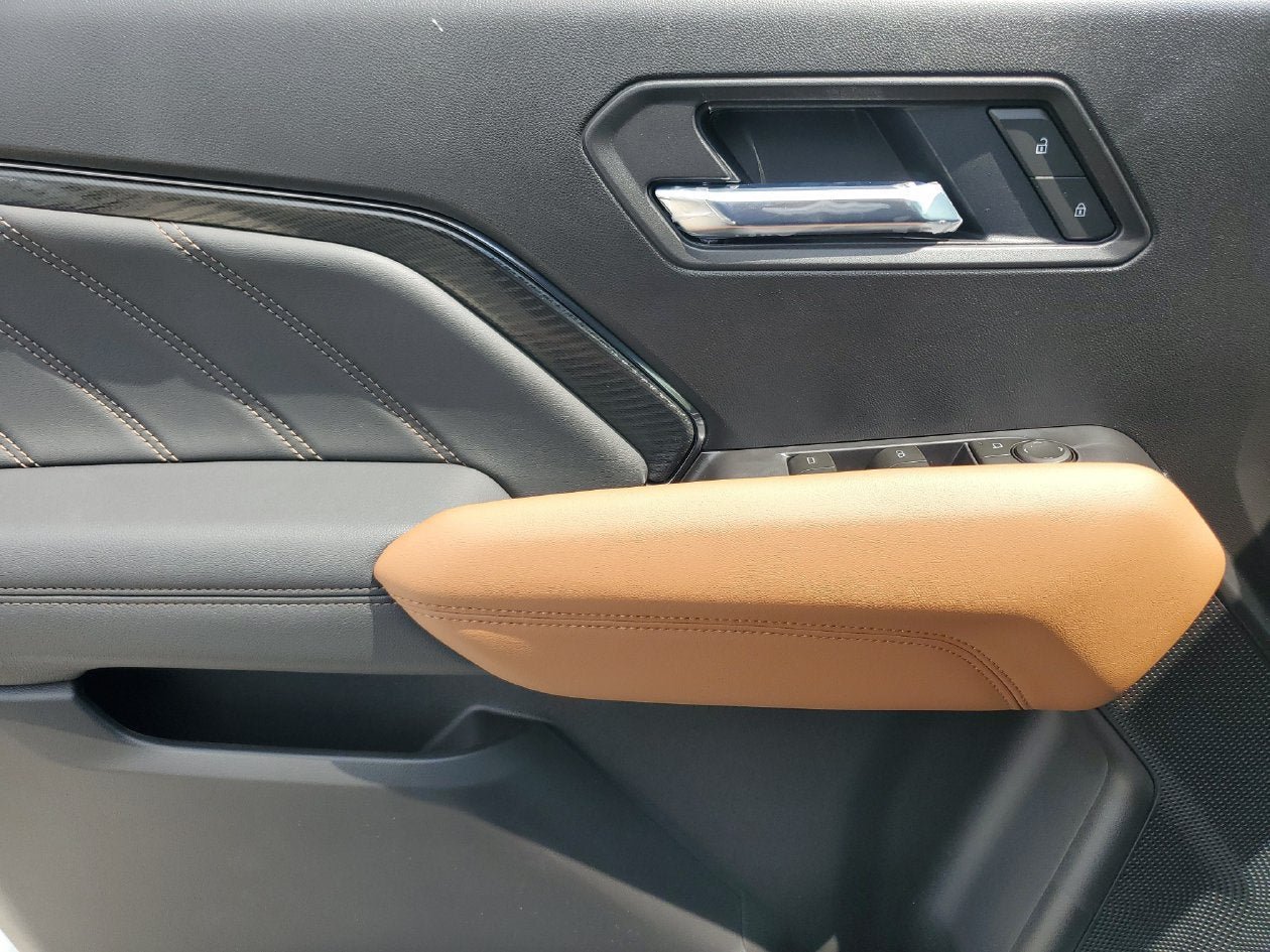 New 2026 GMC Canyon AT4 AWD/4WD image 17