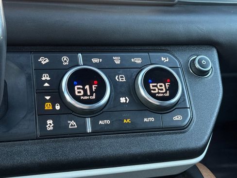 Used 2021 Land Rover Defender 110 X-Dynamic HSE image 21