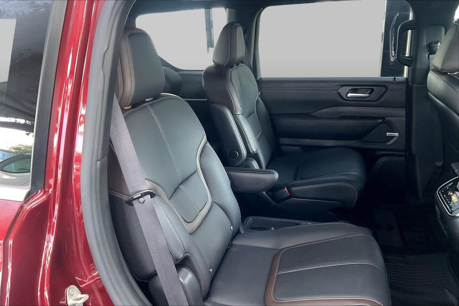 Used 2026 Nissan Armada SL w/ Captain's Chari Seat Package RWD image 20