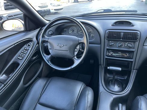 Used 1994 Ford Mustang GT image 22