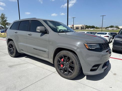 Used 2020 Jeep Grand Cherokee SRT w/ Trailer Tow Group IV AWD/4WD image 6