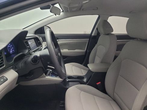 Used 2019 Hyundai Elantra SEL image 17