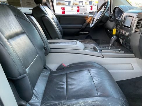 Used 2004 Nissan Titan LE w/ (OF1) LE Off-Road Pkg image 18
