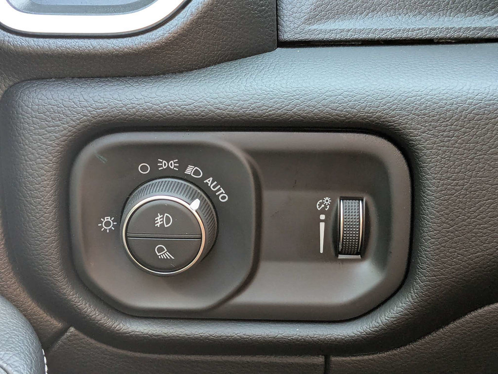 New 2026 RAM 3500 Big Horn AWD/4WD image 26