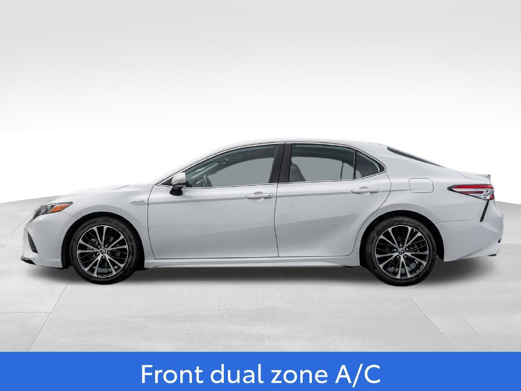 Used 2020 Toyota Camry SE FWD image 4