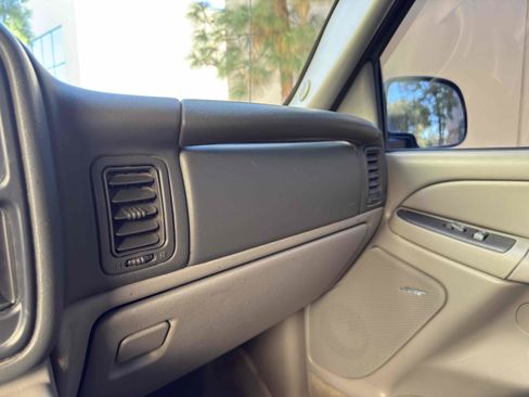 Used 2005 Chevrolet Tahoe LS w/ Preferred Equipment Group image 49