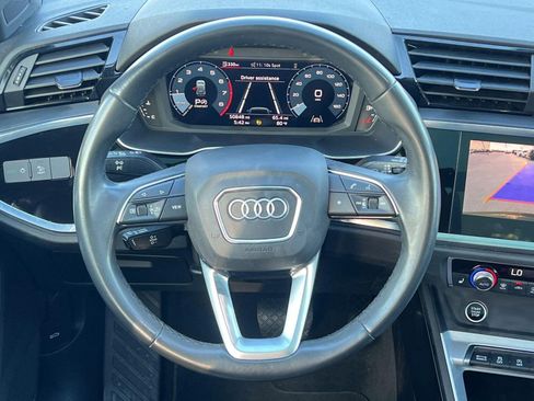 Used 2023 Audi Q3 2.0T Premium w/ Convenience Package image 17