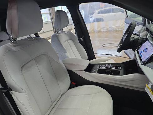 New 2026 Jeep Cherokee Laredo AWD/4WD image 10