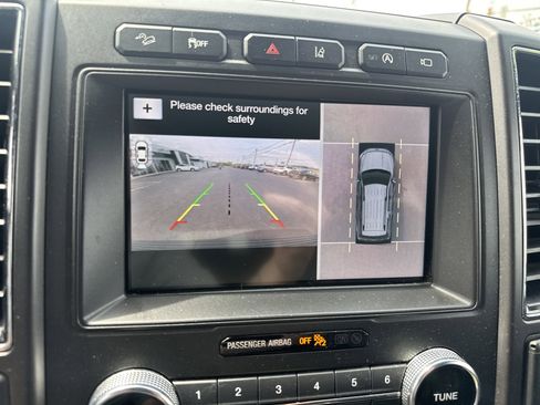 Used 2019 Ford Expedition Limited w/ Equipment Group 302A image 27