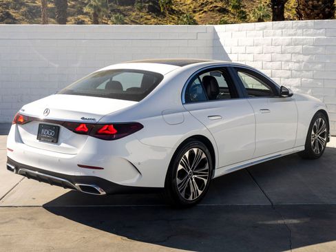 New 2026 Mercedes-Benz E 350 4MATIC Sedan image 10