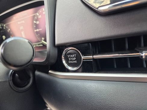Used 2024 Mitsubishi Outlander SEL FWD image 28
