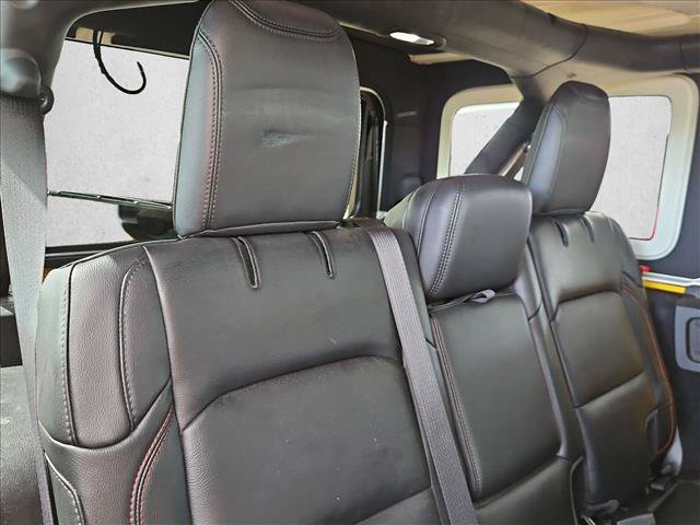 Used 2021 Jeep Wrangler Unlimited Rubicon AWD/4WD image 16