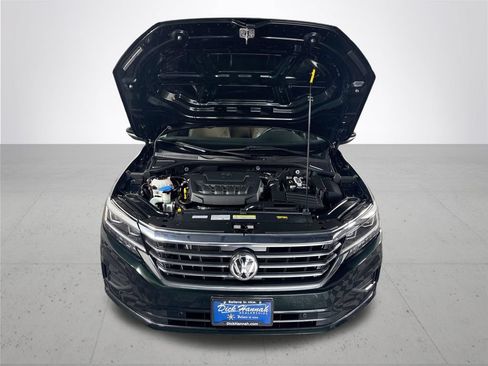Used 2022 Volkswagen Passat 2.0T FWD image 23