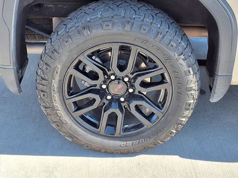 Used 2023 GMC Sierra 1500 Elevation w/ Elevation Premium Package image 9