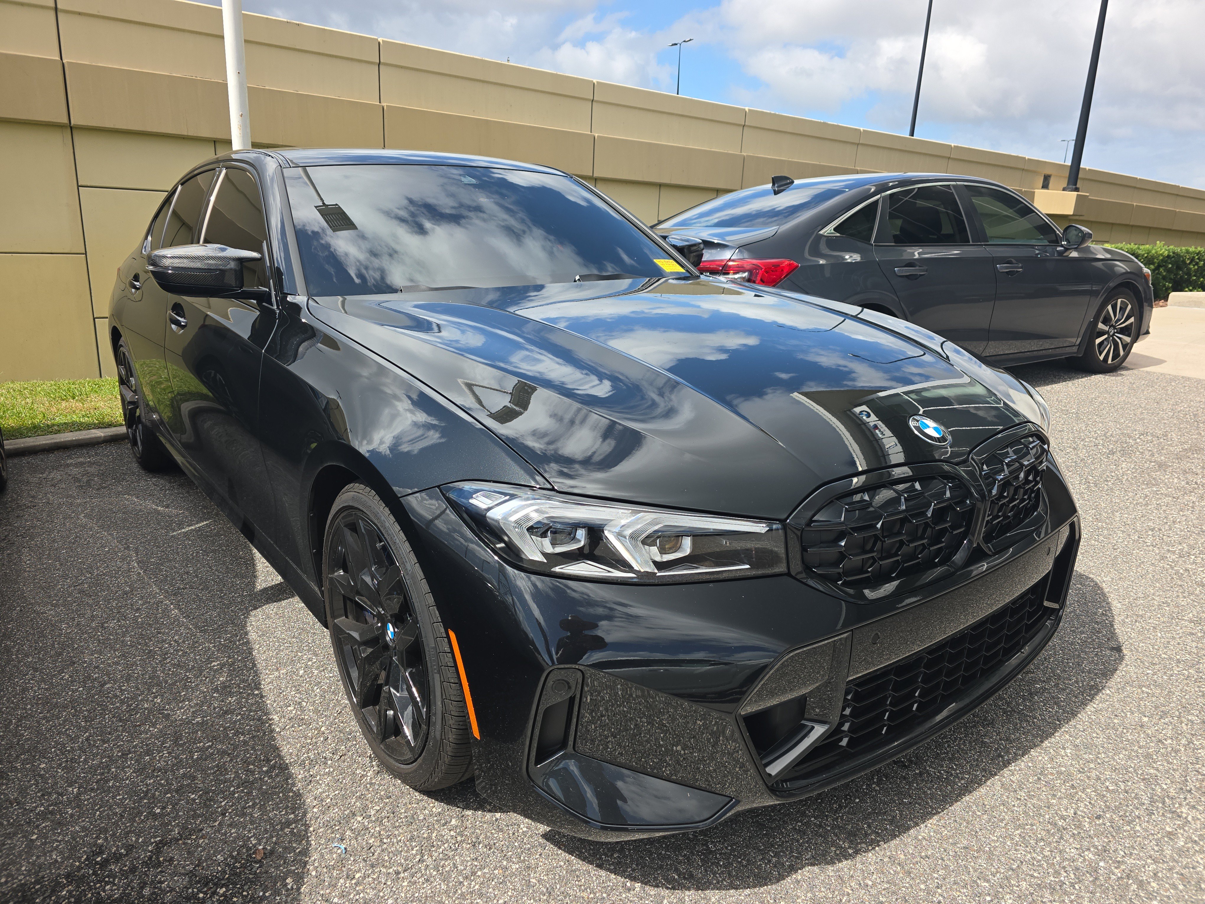 Used 2025 BMW M340i RWD image 1