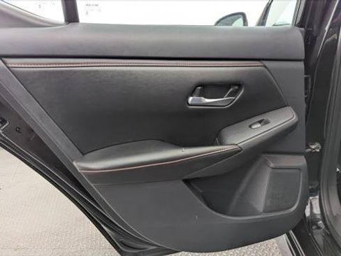 Used 2025 Nissan Sentra SR FWD image 16