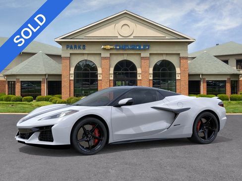 New 2026 Chevrolet Corvette E-Ray image 3