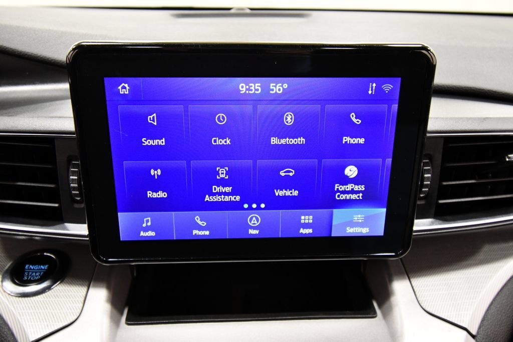 Used 2023 Ford Explorer XLT w/ Equipment Group 202A AWD/4WD image 24