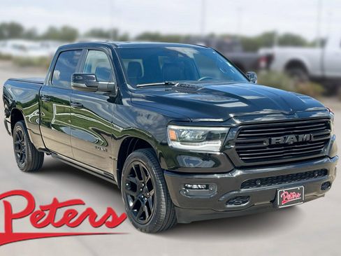 Used 2023 RAM 1500 Laramie AWD/4WD image 1