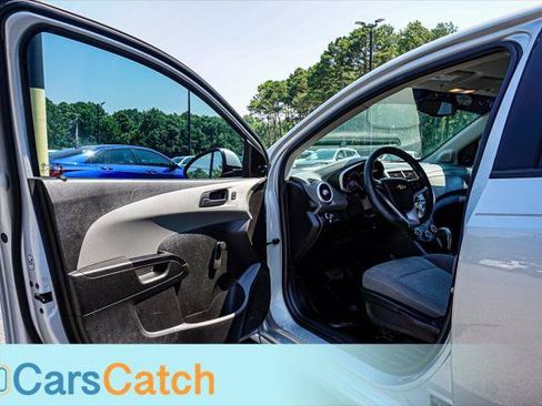 Used 2019 Chevrolet Sonic LS FWD image 19