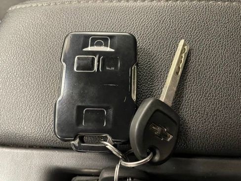 Certified 2022 Chevrolet Silverado 1500 Custom image 24