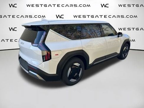 New 2026 Kia EV9 Light image 31
