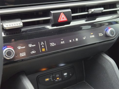 New 2026 Kia Sportage EX image 14