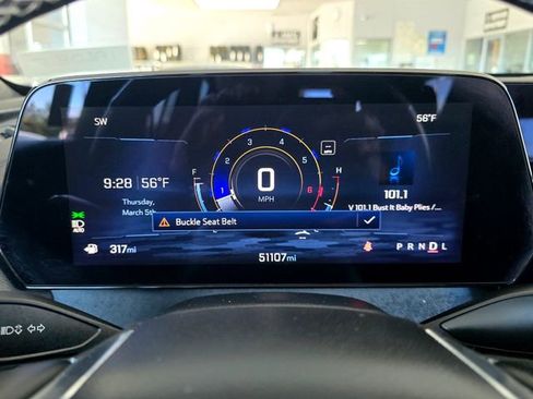 Used 2024 Chevrolet Traverse LT image 12