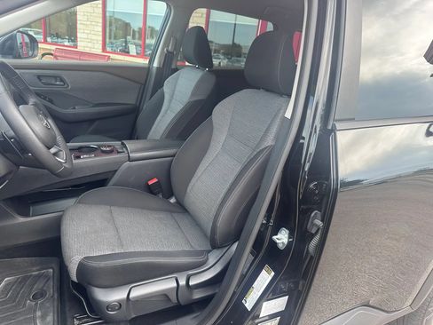 Used 2022 Nissan Rogue S AWD/4WD image 10