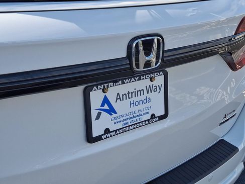 New 2026 Honda Odyssey Touring image 10