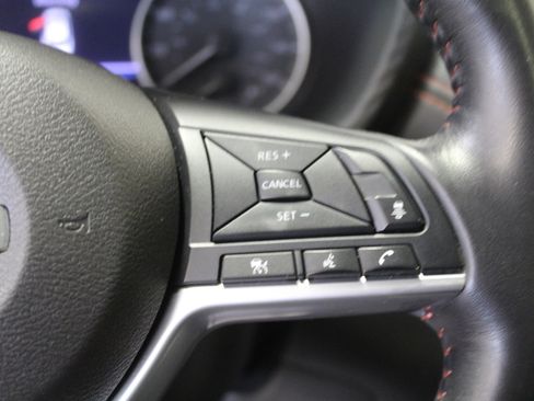 Used 2020 Nissan Sentra SR w/ Premium Package image 9