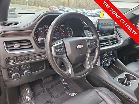 Used 2021 Chevrolet Suburban LT image 10