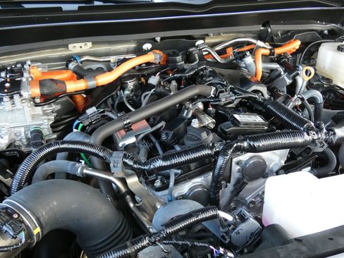 Used 2025 Toyota Tacoma TRD Off-Road image 22