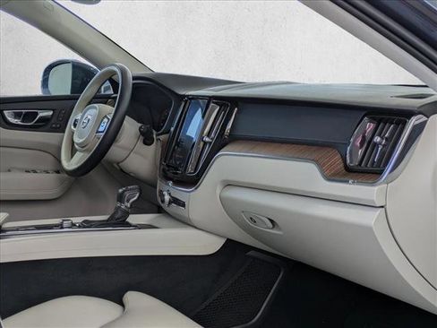 Used 2020 Volvo XC60 T5 Inscription w/ Protection Package Premier FWD image 28