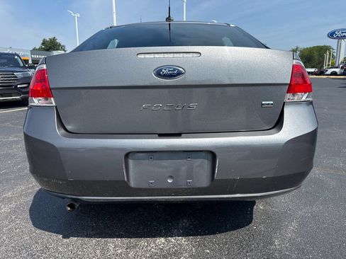 Used 2010 Ford Focus SE FWD image 7