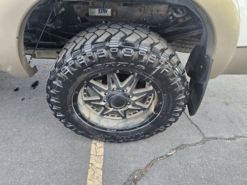 Used 2011 Ford F350 King Ranch w/ FX4 Off Road Pkg image 27