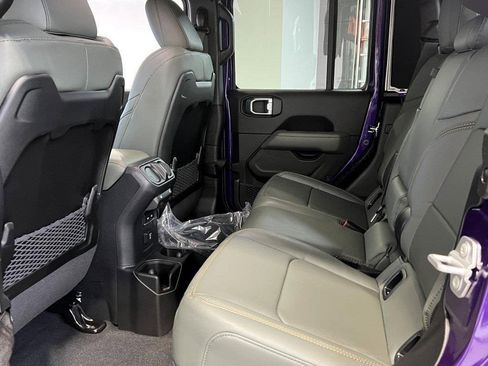 New 2026 Jeep Gladiator Mojave image 19