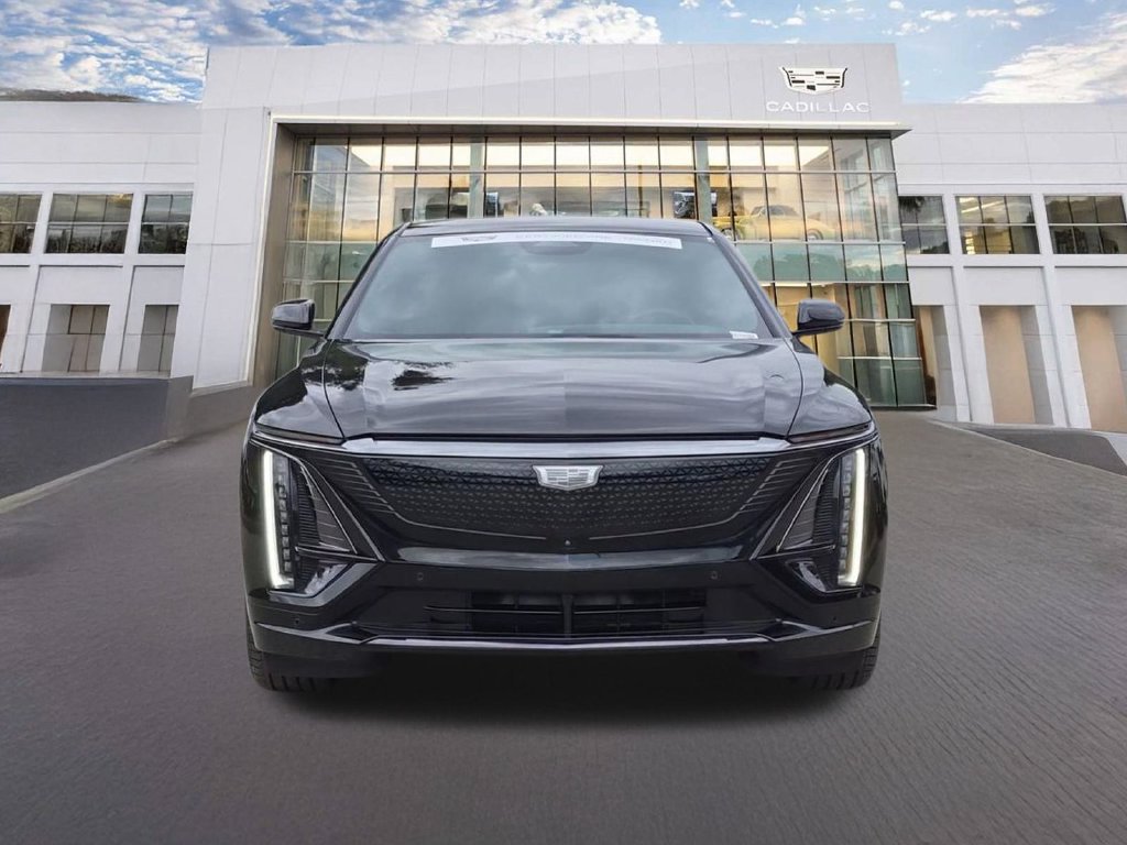 Certified 2024 Cadillac Lyriq Sport AWD/4WD image 2