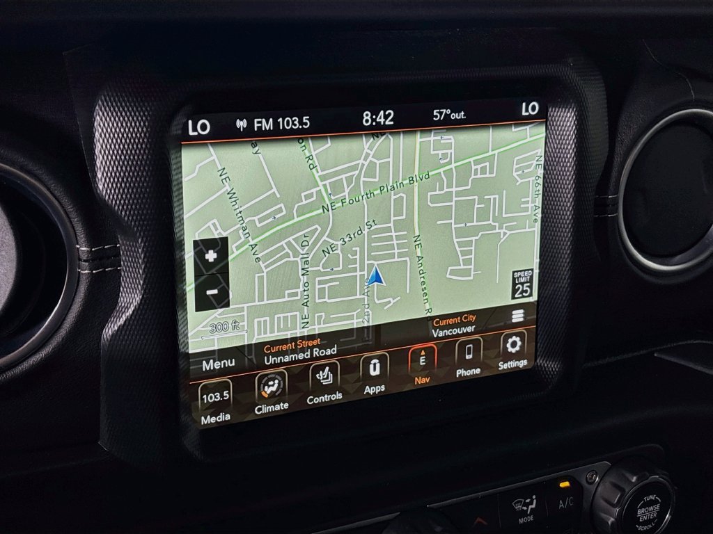 Used 2023 Jeep Wrangler Unlimited Sahara w/ Cold Weather Group AWD/4WD image 17