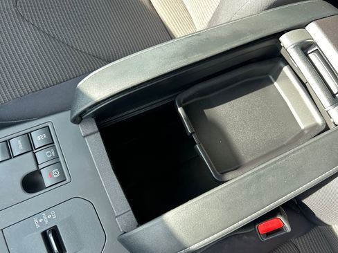 Certified 2023 Toyota Highlander LE image 27