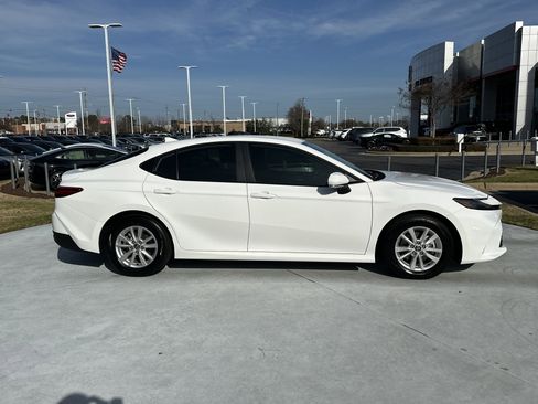 Certified 2025 Toyota Camry LE image 11