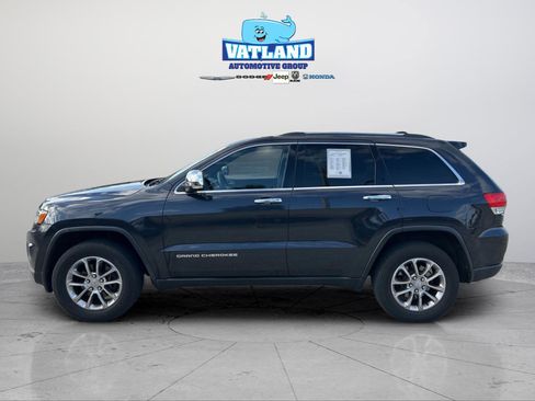 Used 2015 Jeep Grand Cherokee Limited w/ Luxury Group II image 2