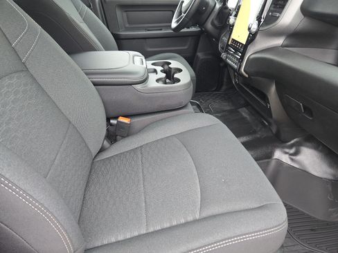 New 2026 RAM 2500 Tradesman AWD/4WD image 12