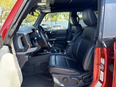 Used 2022 Ford Bronco Badlands image 21