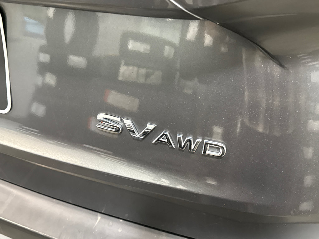Used 2023 Nissan Rogue SV AWD/4WD image 5
