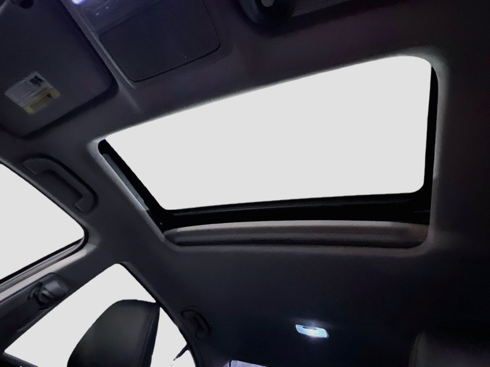 Used 2017 Honda Accord Touring image 16