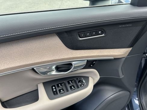 New 2026 Volvo XC90 B6 Plus image 16