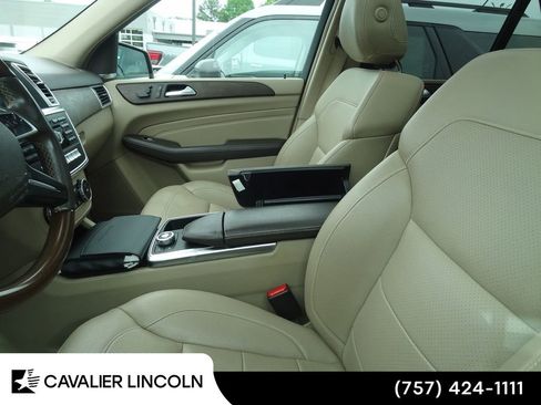 Used 2015 Mercedes-Benz ML 350 4MATIC image 8